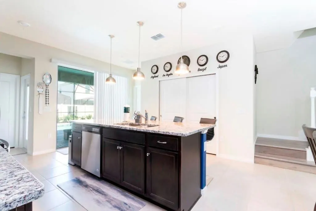 Theme Dream House - Brand New Windsor Resort Four Corners Holiday home
